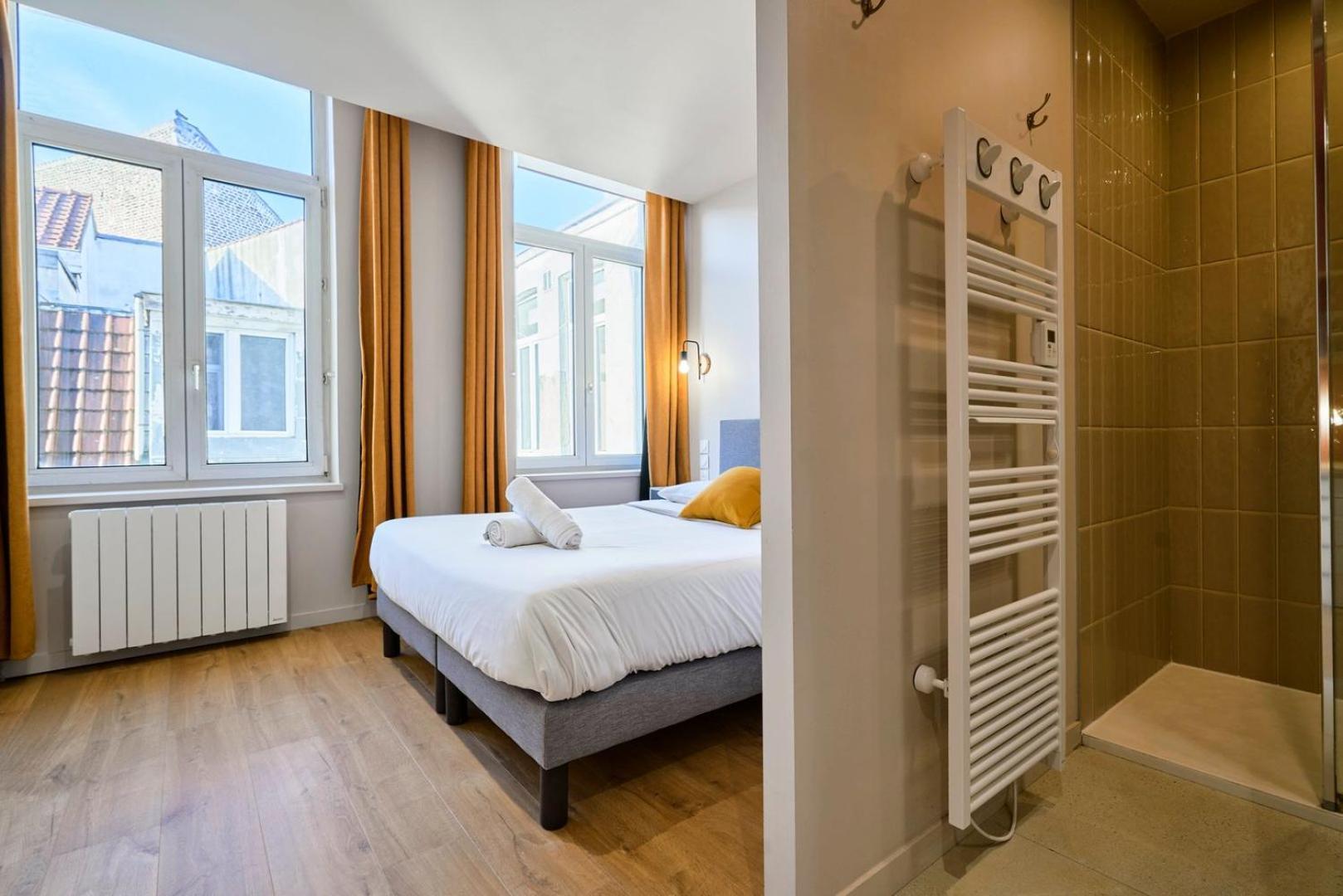 Apartment With Parking In The Heart Of Old ลีลล์ ภายนอก รูปภาพ
