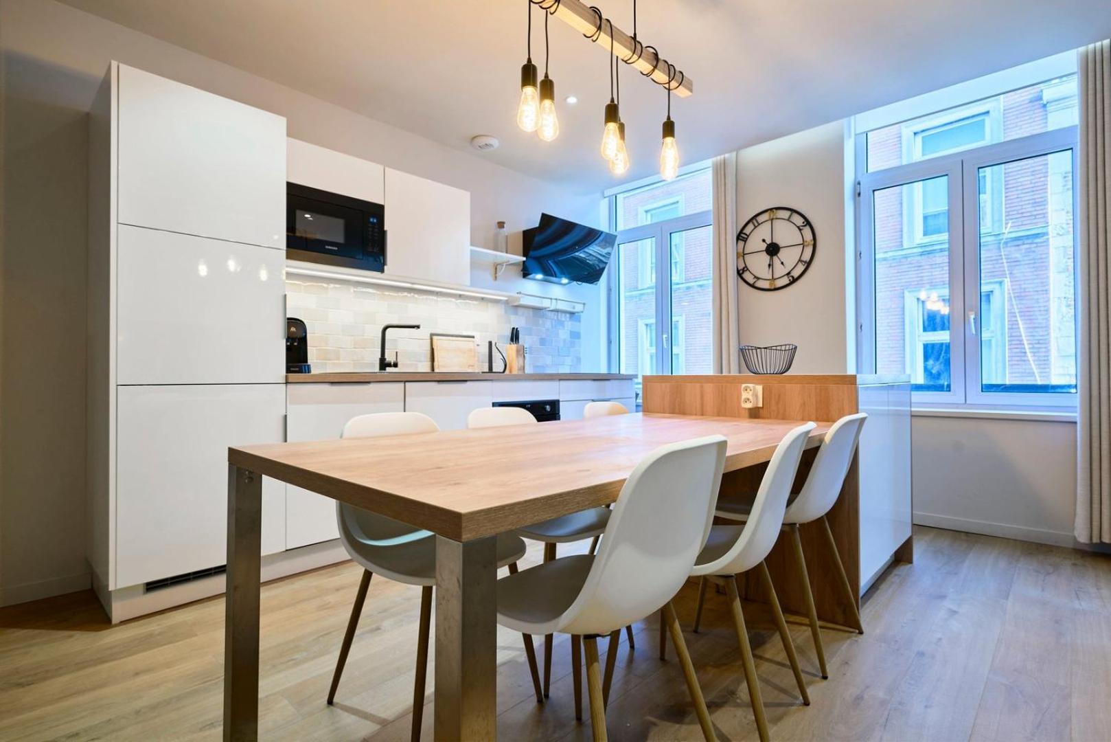 Apartment With Parking In The Heart Of Old ลีลล์ ภายนอก รูปภาพ