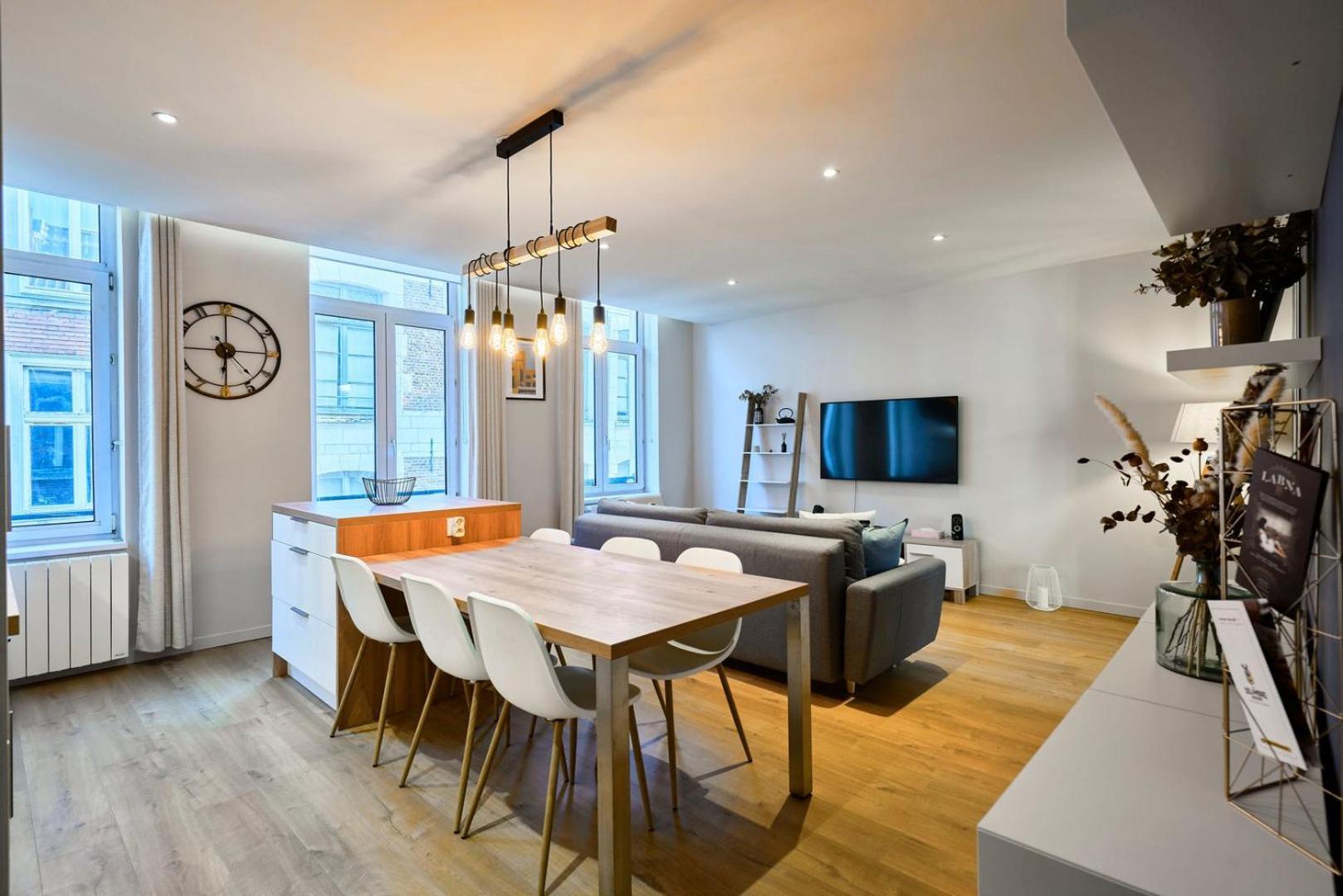 Apartment With Parking In The Heart Of Old ลีลล์ ภายนอก รูปภาพ